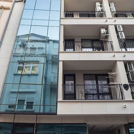 Vacation Apartment *